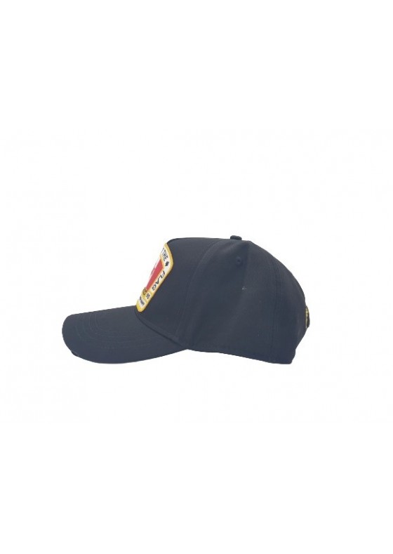 Dsquared All but the F flag cap in Black BCM401105C00001 3073