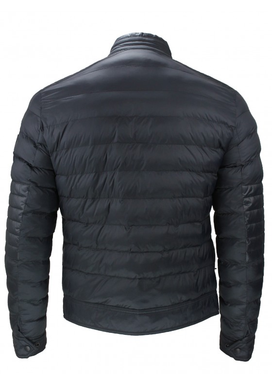 Hugo Boss Black Oznoopo  Hugo Boss Black Oznoopo